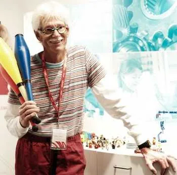 Stephen Jepson demonstrating coordination exercises at 85